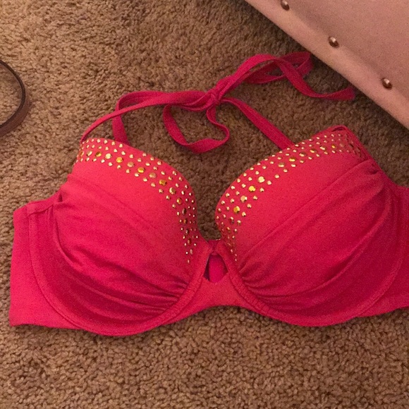 Victoria’s Secret Bikini - Picture 2 of 2